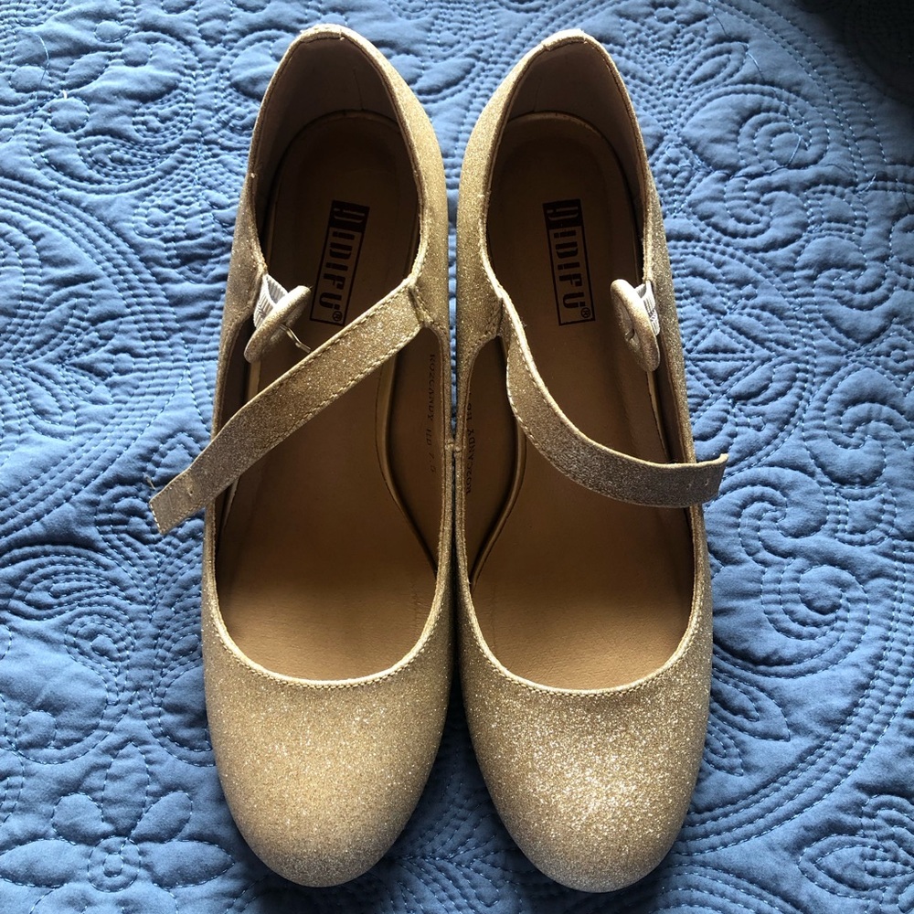 IDIFU Women's Candy Dress Mary Jane Shoes Low Block Heels, Sz 7.5, Gold sparkle